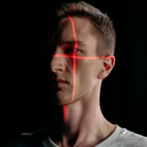 AI Covers of '90s Hits: Artists Face Royalty Battles & New Risks